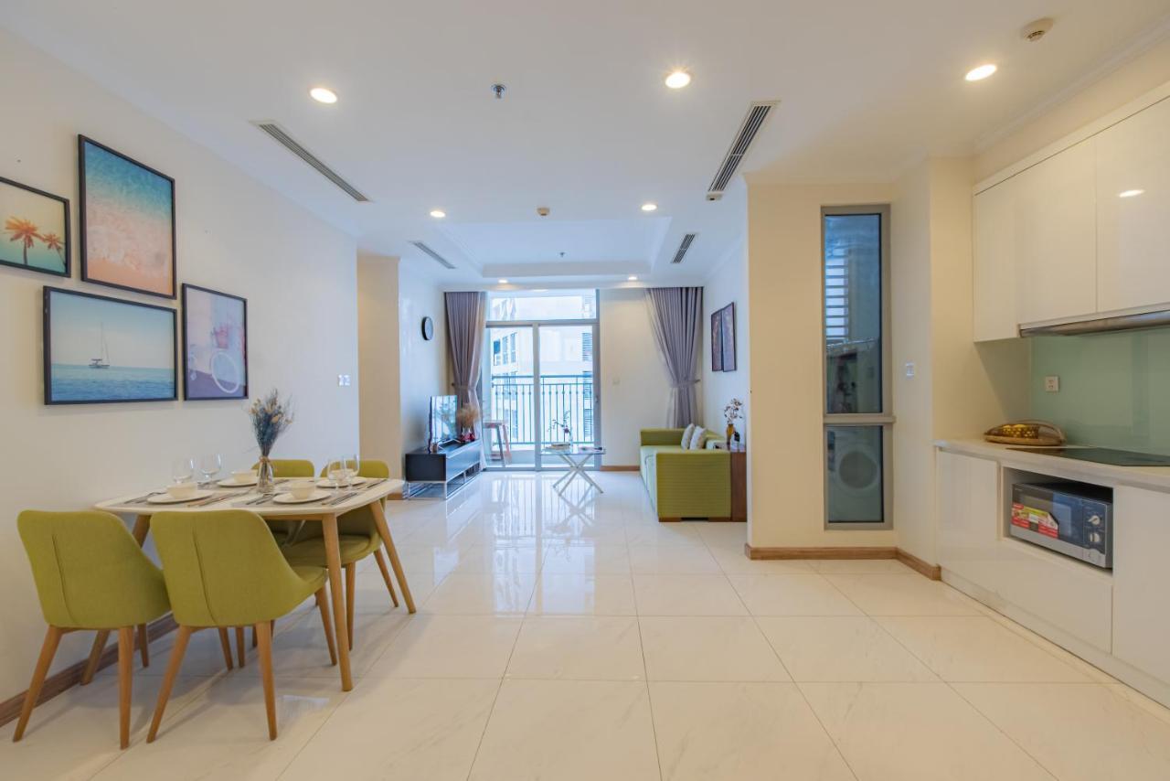 Moxy Hcmc Aparts - Vinhomes Central Park, Ice Rink Πόλη Χο Τσι Μινχ Εξωτερικό φωτογραφία