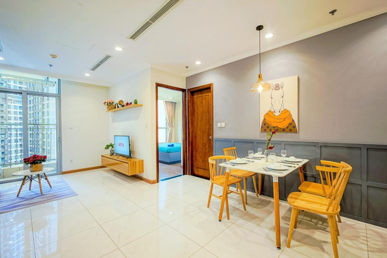 Moxy Hcmc Aparts - Vinhomes Central Park, Ice Rink Πόλη Χο Τσι Μινχ Εξωτερικό φωτογραφία
