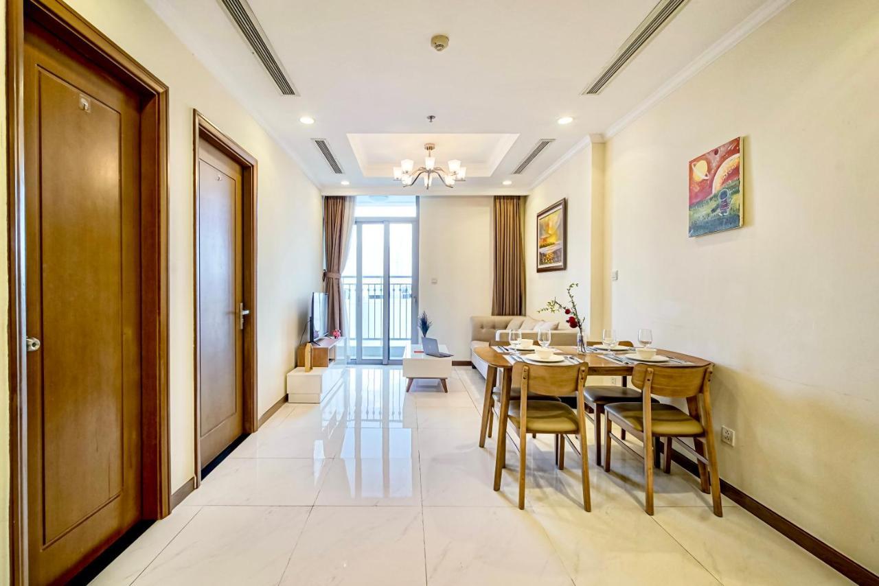 Moxy Hcmc Aparts - Vinhomes Central Park, Ice Rink Πόλη Χο Τσι Μινχ Εξωτερικό φωτογραφία